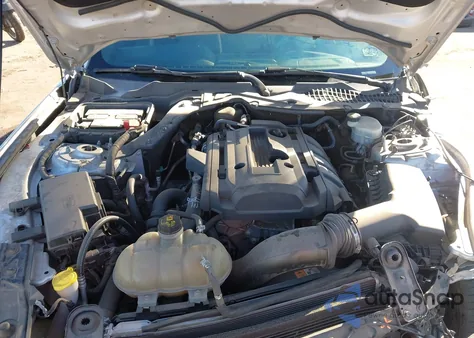 2016 Ford Mustang Ecoboost z USA, uszkodzony, nr VIN 1FA6P8THXG5332276